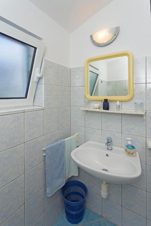 Apartments Dora Hvar Town Luaran gambar