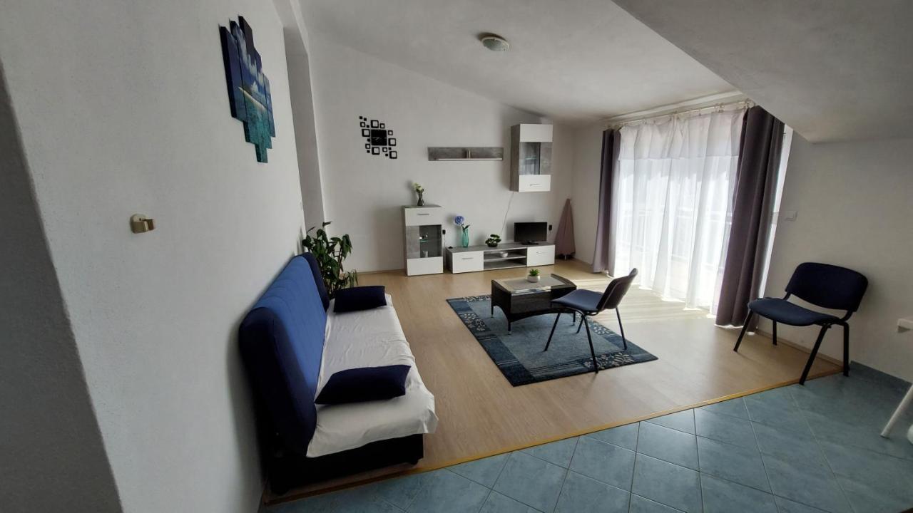 Apartments Dora Hvar Town Luaran gambar