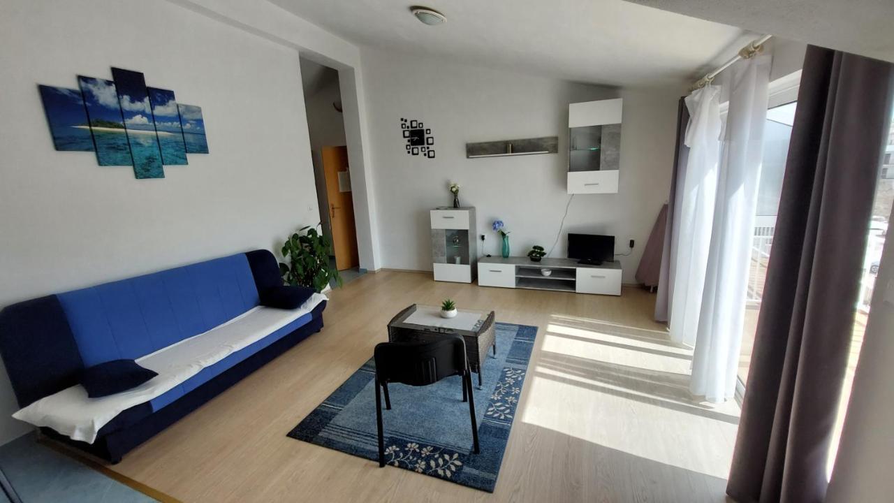 Apartments Dora Hvar Town Luaran gambar