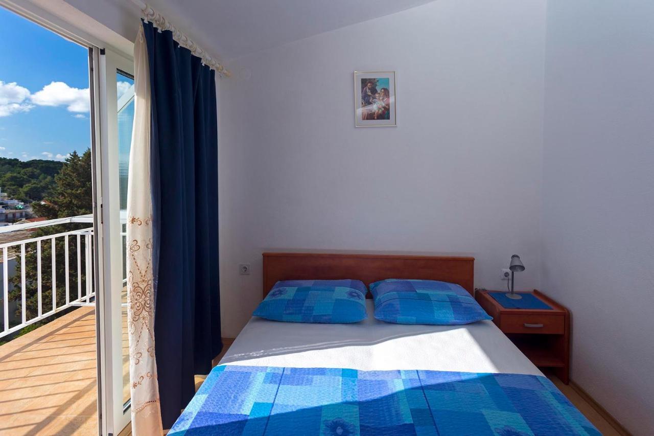Apartments Dora Hvar Town Luaran gambar