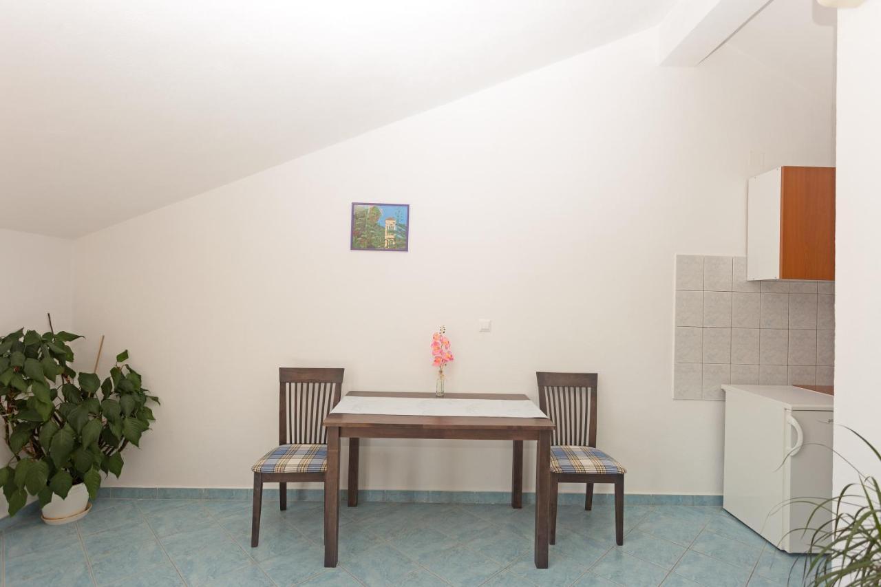 Apartments Dora Hvar Town Luaran gambar