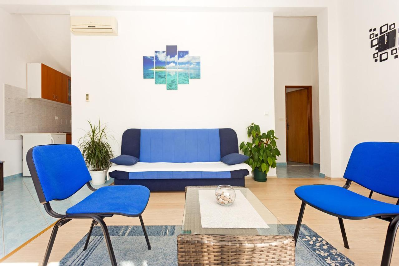 Apartments Dora Hvar Town Luaran gambar