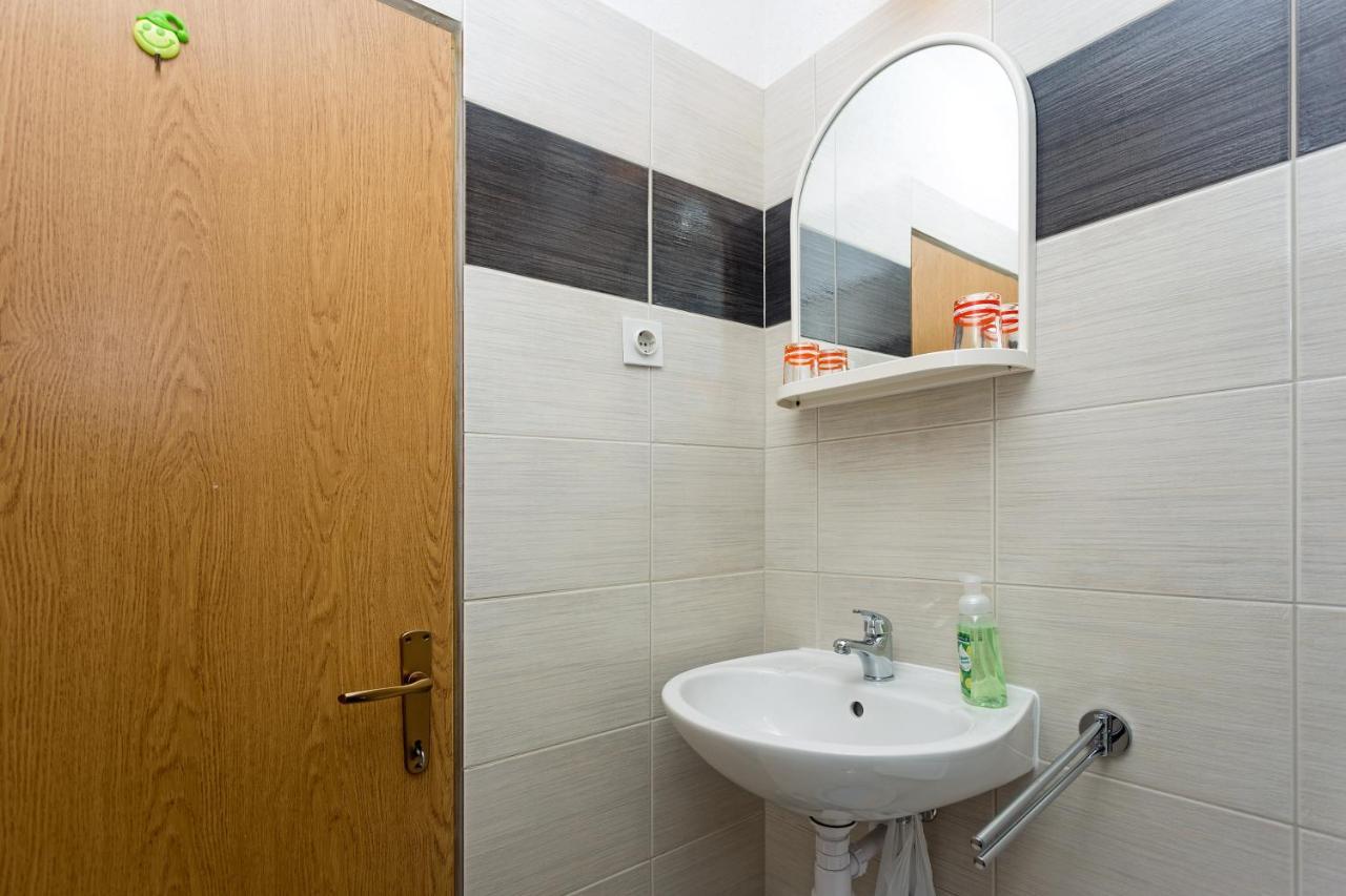 Apartments Dora Hvar Town Luaran gambar